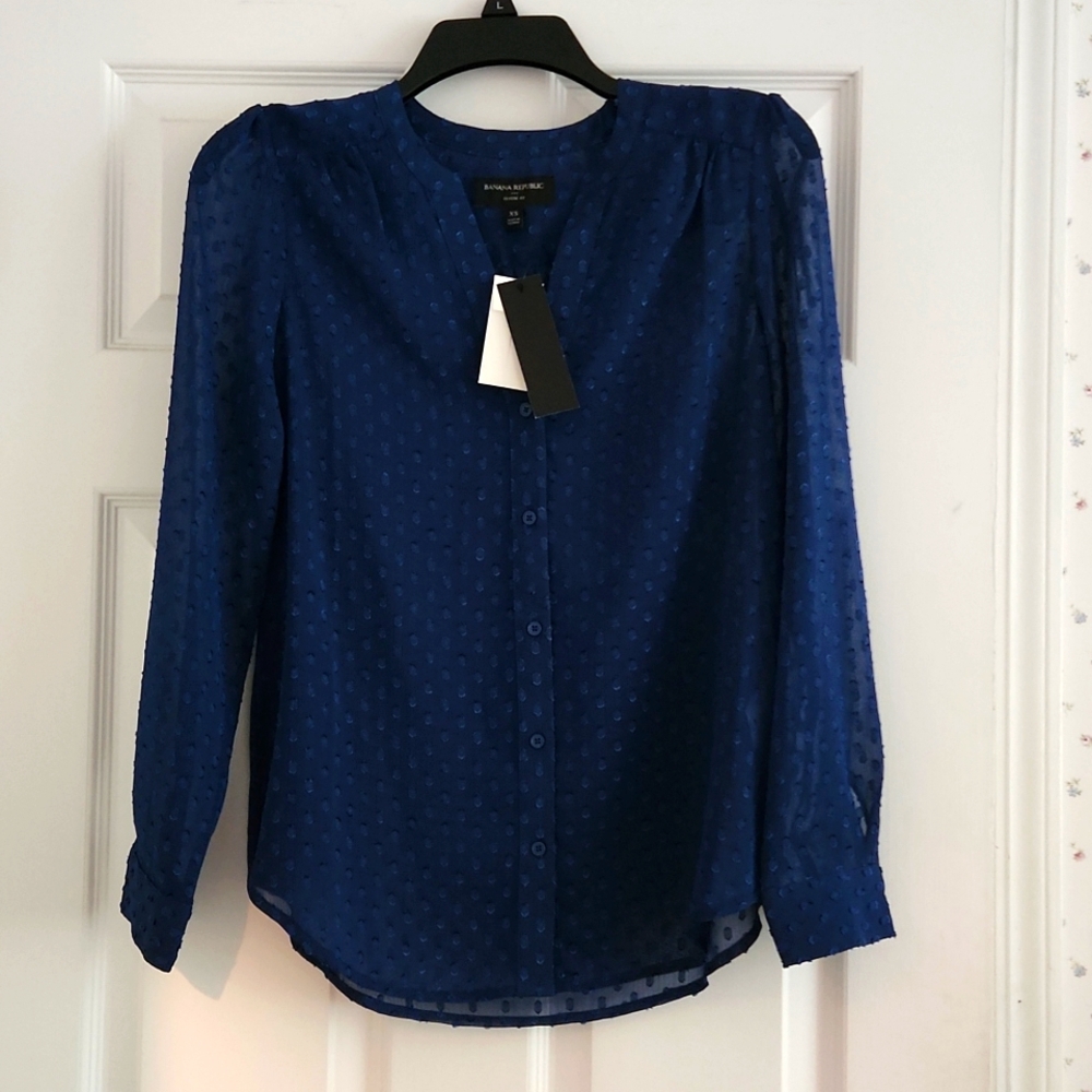 Banana Republic Classic Fit Blouse